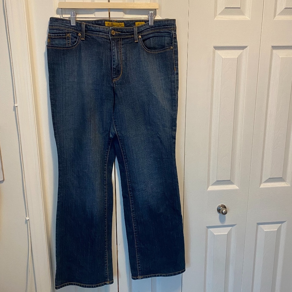 Women’s Size 14 seven jeans